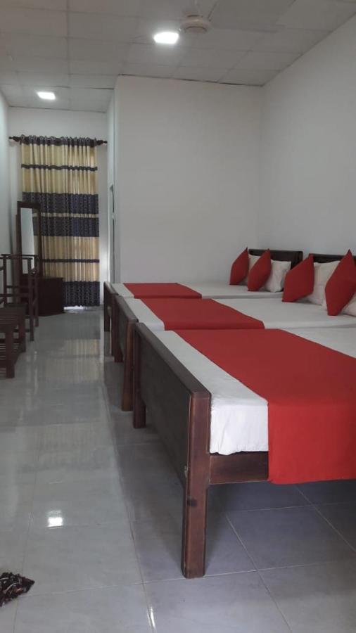 Meegahapokuna Resort Anuradhapura Eksteriør billede