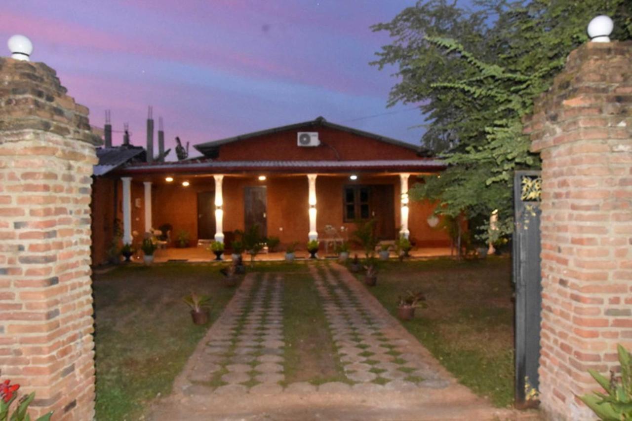 Meegahapokuna Resort Anuradhapura Eksteriør billede