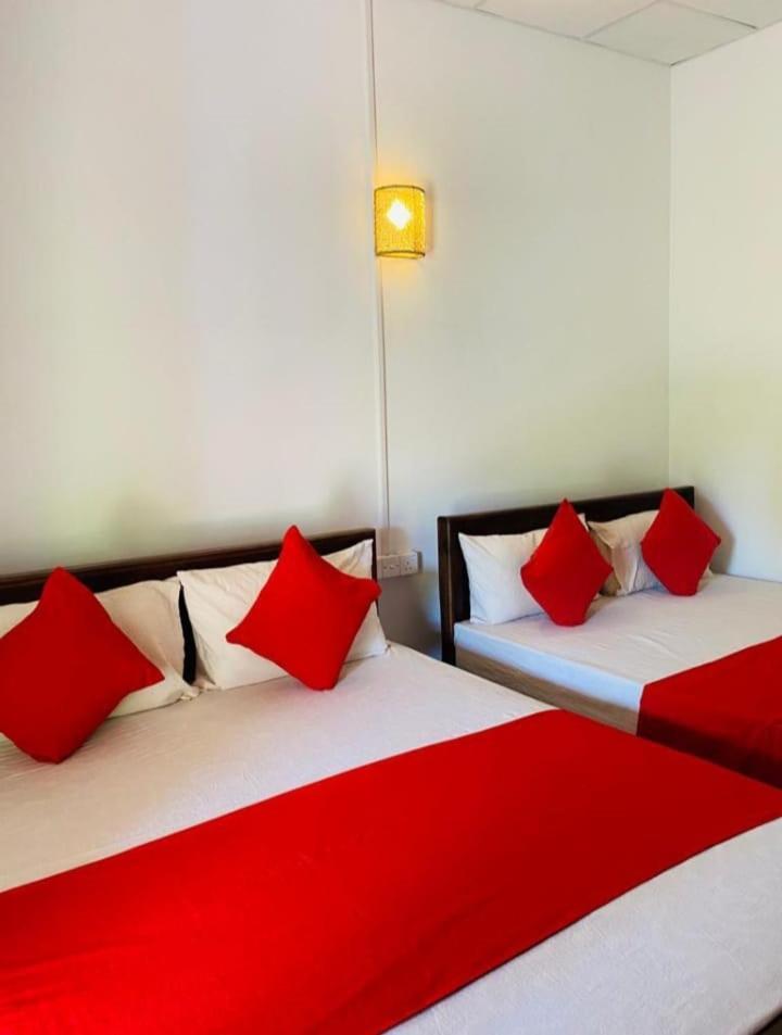 Meegahapokuna Resort Anuradhapura Eksteriør billede